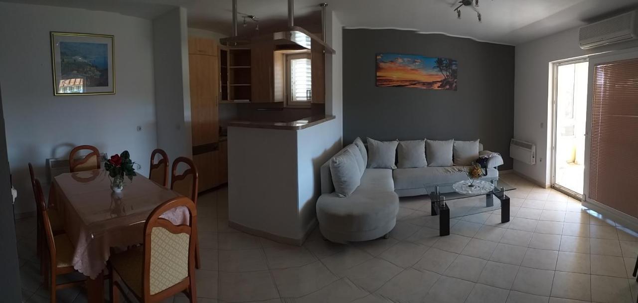 Apartment Rubin Kaštela 外观 照片
